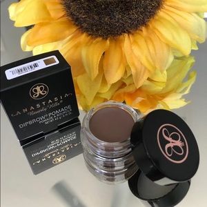 🍪Dipbrow pomade - soft brown 🍪